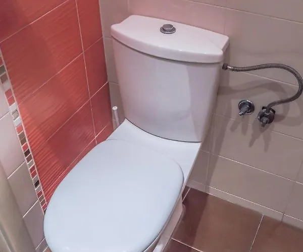 アパート Tesla Museum ベオグラード